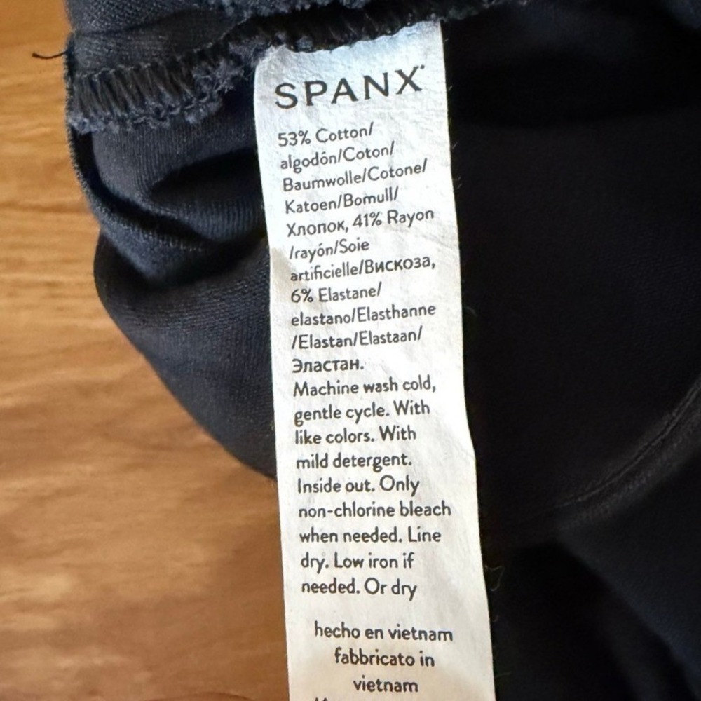 Spanx Womens Size Small On The Go Wide Leg Crop Pant Black Stretch High Rise - Picture 12 of 12
